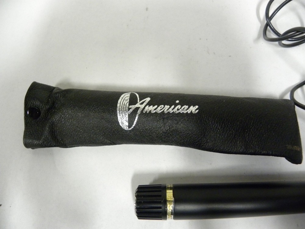 Vintage American D-20 Omnidirectional Dynamic Mic Microphone (A12)