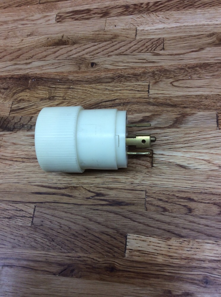 Bryant L21-20 120/208V 20A Plug