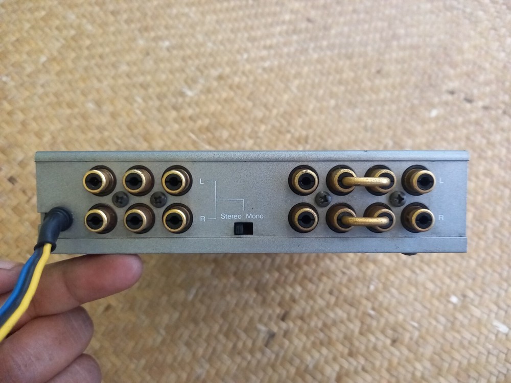 Nakamichi EC 302 3 Way Electronic Crossover