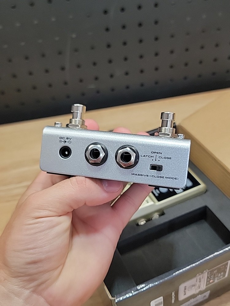 NUX Loop Core Deluxe Bundle includes Dual Foot switch 24 Bit BRAND NEW!