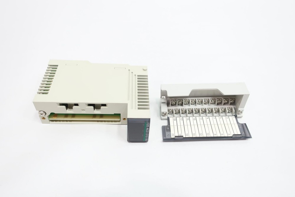 Yaskawa JAMSC-120AC001000 Servo Module