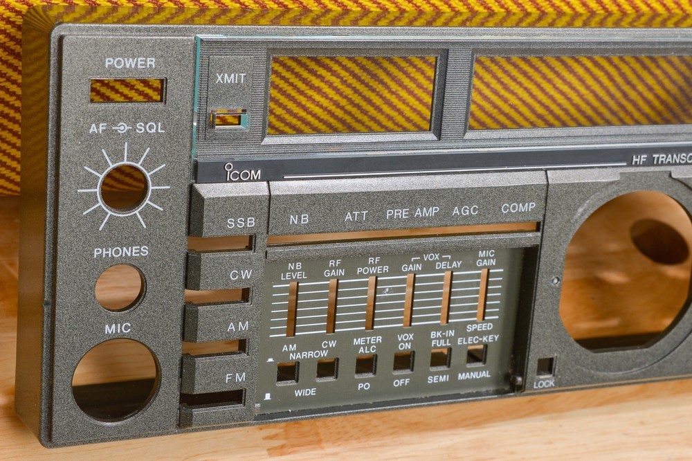 ICOM IC-735 PARTS: FRONT PANEL