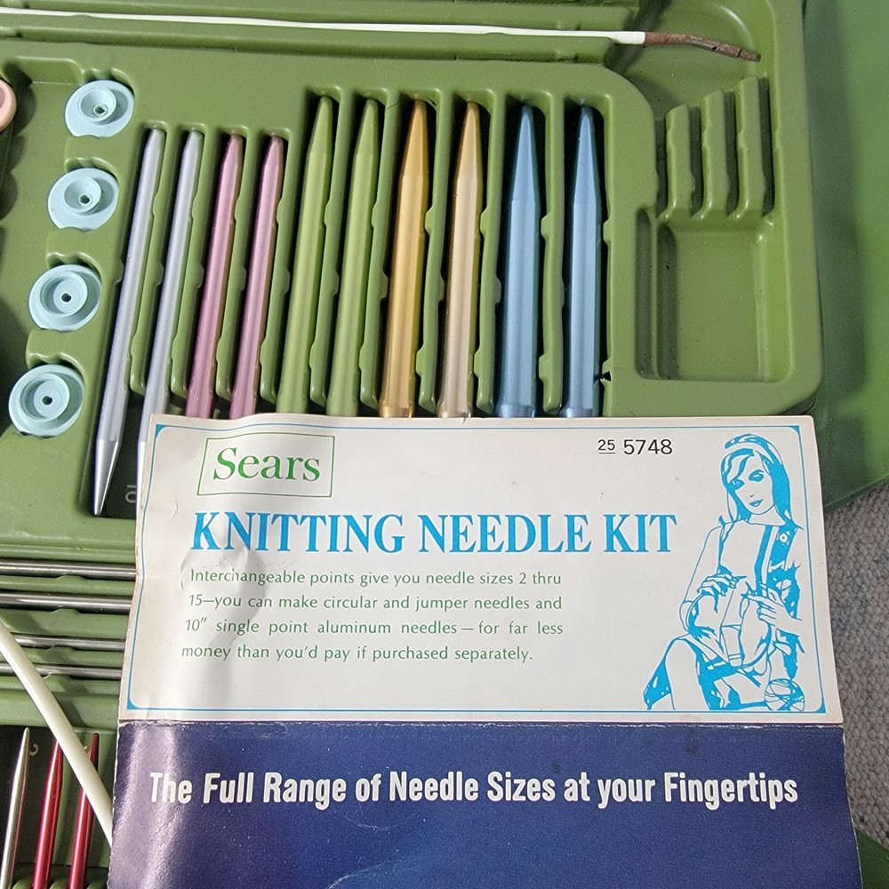 Vintage Sears Knitting Needle Kit Interchangeable Set Case Model 25 5748