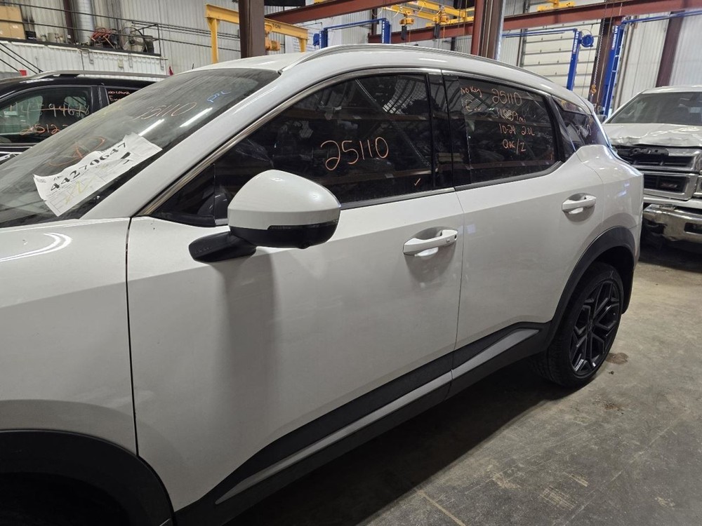 Camera/Projector New Style Camera Front Windshield Fits 25 KICKS 1547778