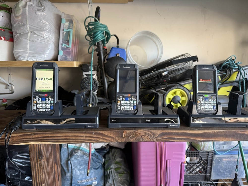 Intermec CN70e Mobile Computer Barcode Scanner with Cradle 1002UU01 with charger