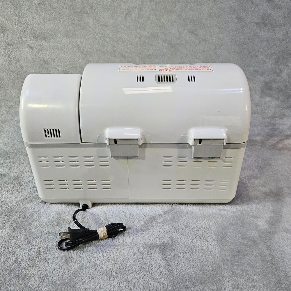 Zojirushi Home Bakery BBCC-V20 Bread Maker Machine 2lb Programmable Tested Works