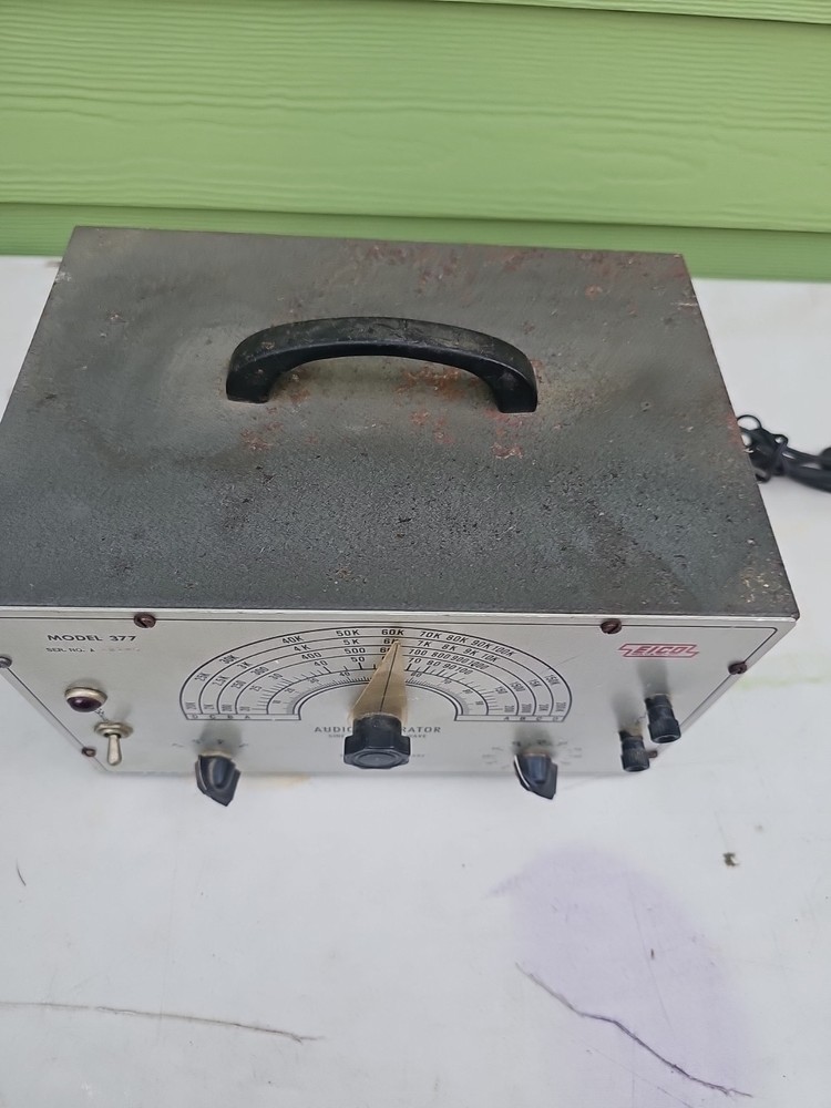 EICO 377 Sine & Square Wave Generator