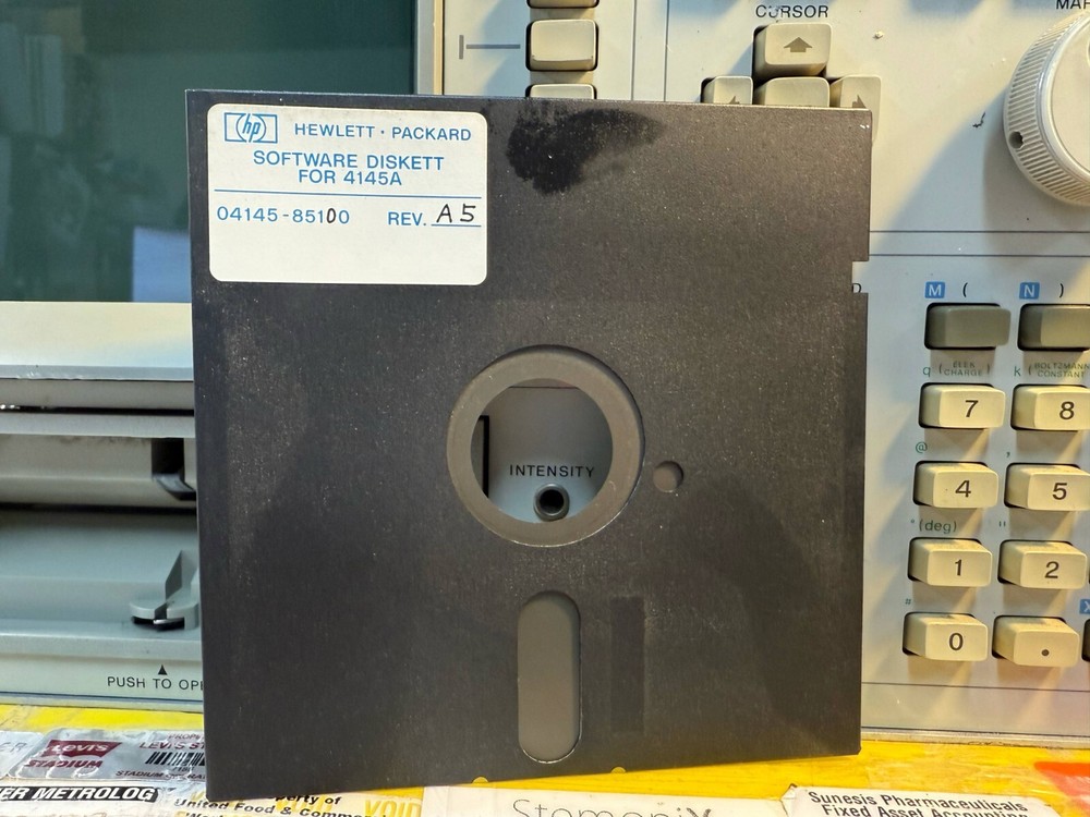 HP 4145A YOKOGAWA Semiconductor Parameter Analyzer