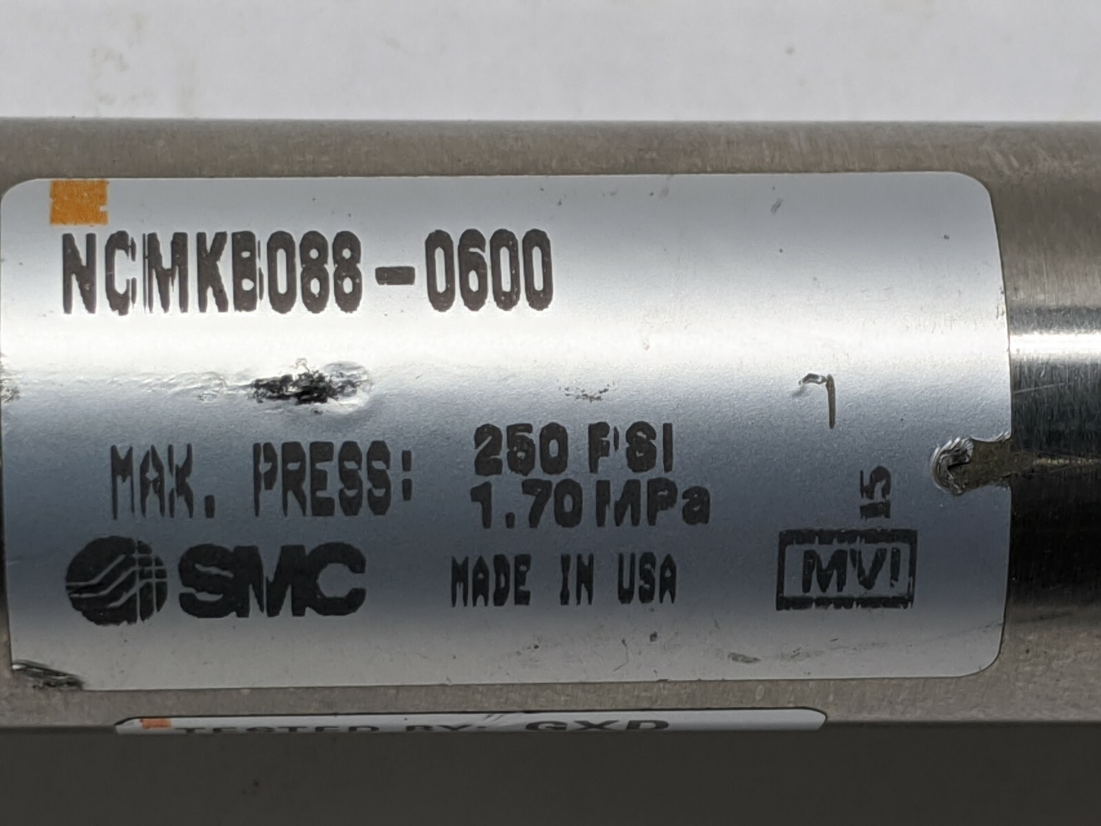 SMC NCMKB088-0600 Non Rotating Pneumatic Cylinder 7/8" Bore 6" Stroke