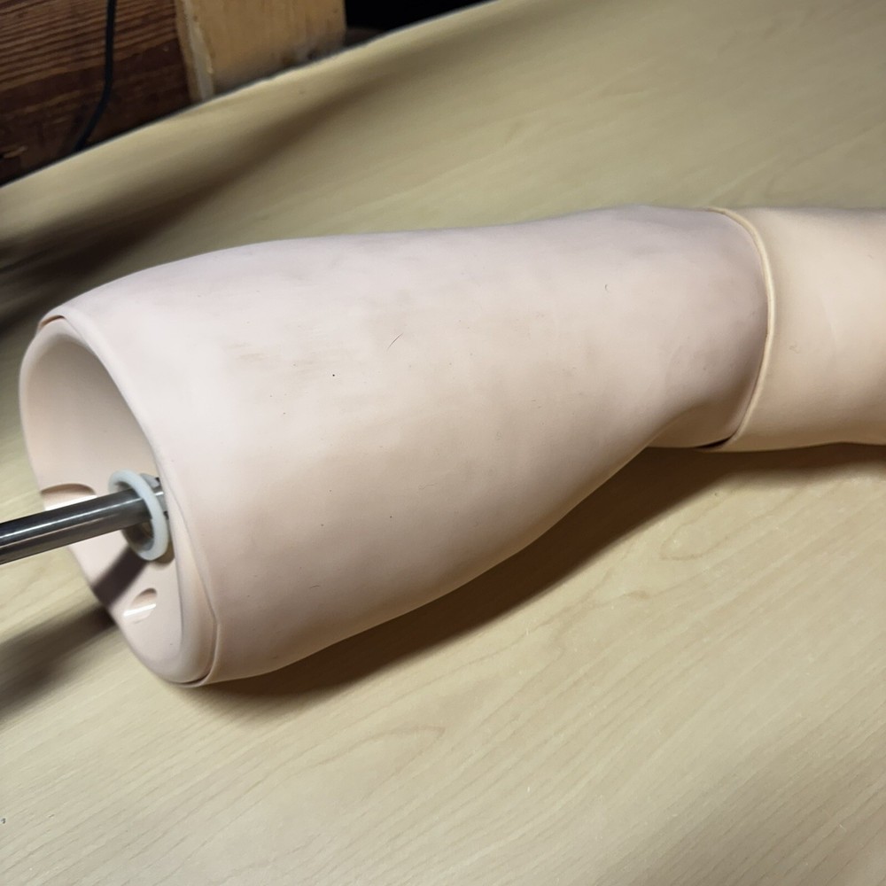 Laerdol SimMan 3G Training Simulator Manikin left Leg ONLY