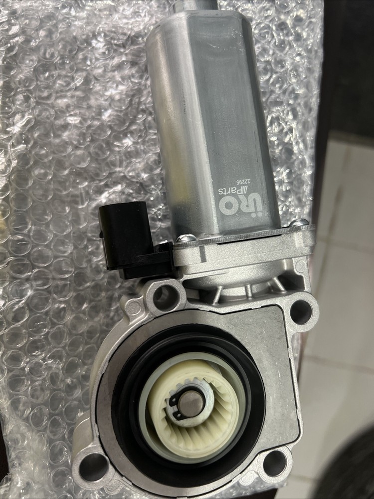 URO transfer Case Motor 018210