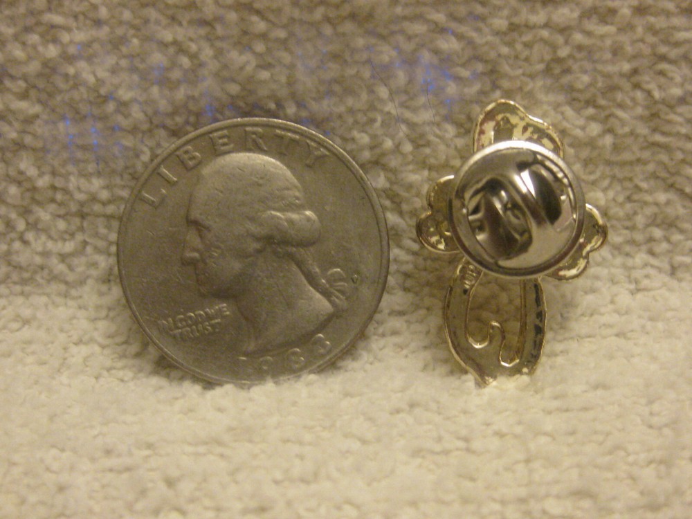 Vintage stylized cross pin