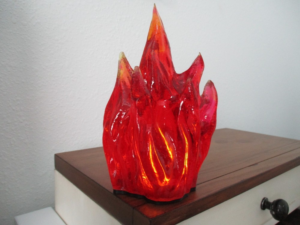 FLICKERING FLAME LED LIGHT DISPLAY