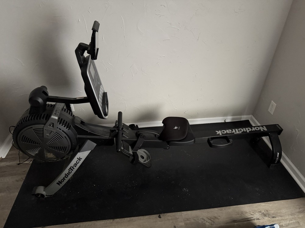 NordicTrack RW500 Rowing machine