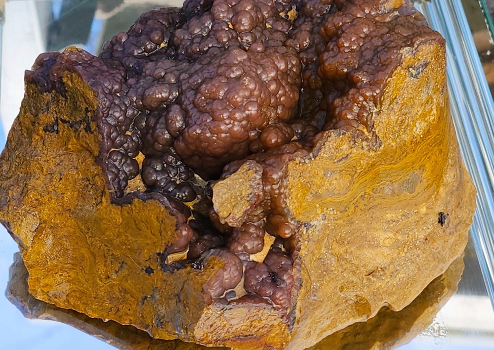 gold ore specimen