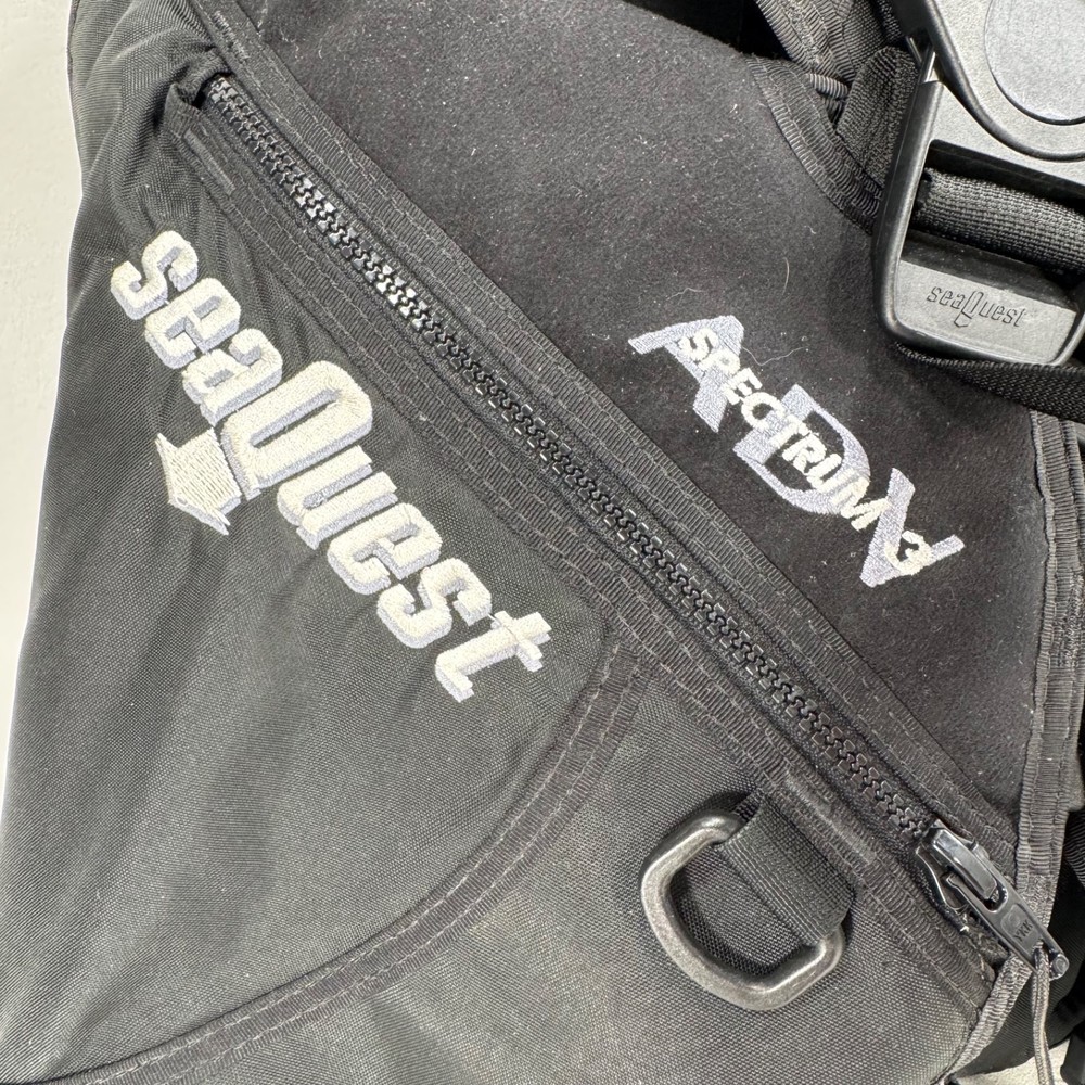 SeaQuest Spectrum 3 ADV Buoyancy Compensator Size Medium