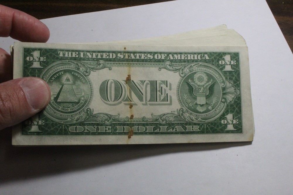 UNC Pack of 94 1935 E Silver Certificates Consecutive Order