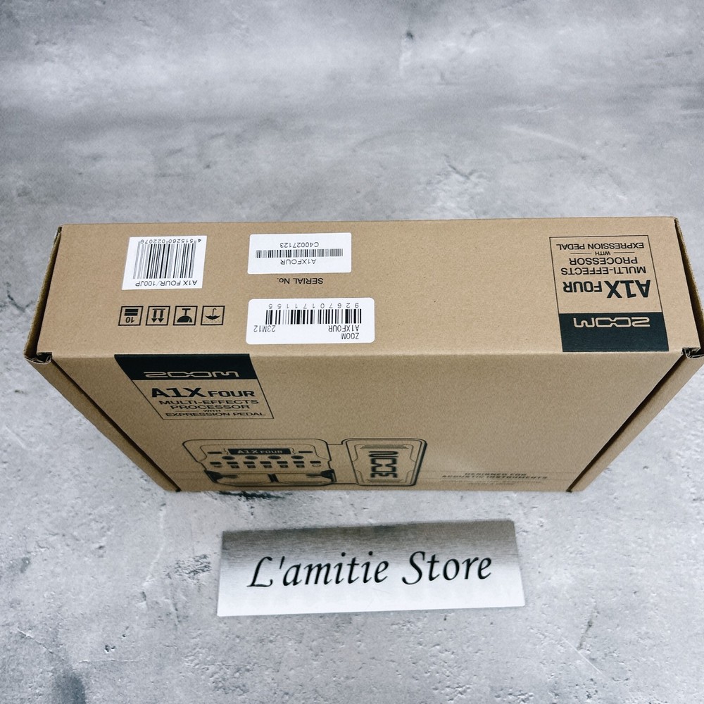 ZOOM A1X FOUR Multi-Effects Processor for Acoustic Processor with pedals JP New