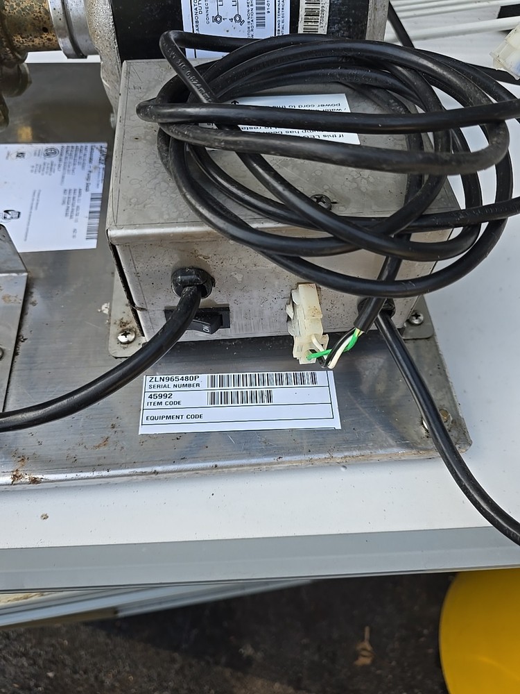 Lancer CARBONATOR Pump Deck 824200/01 Used