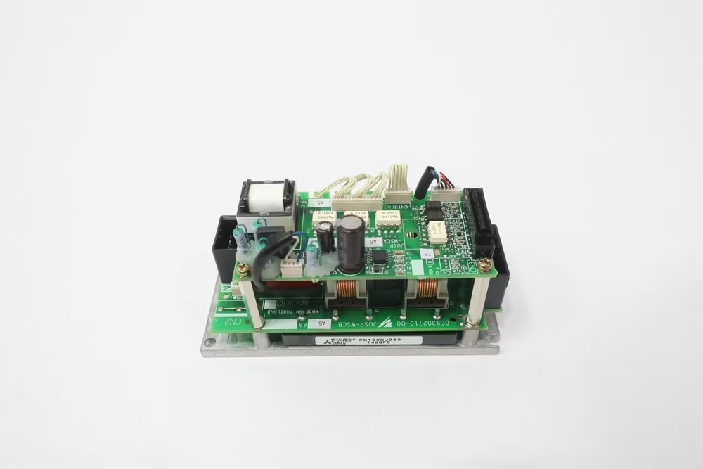 Yaskawa JUSP-WSA5AA Servo Amplifier Module