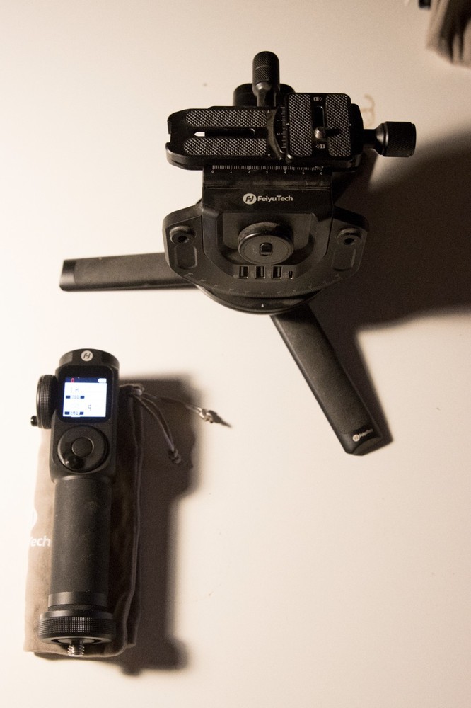 QING Intelligent Camera Gimbal