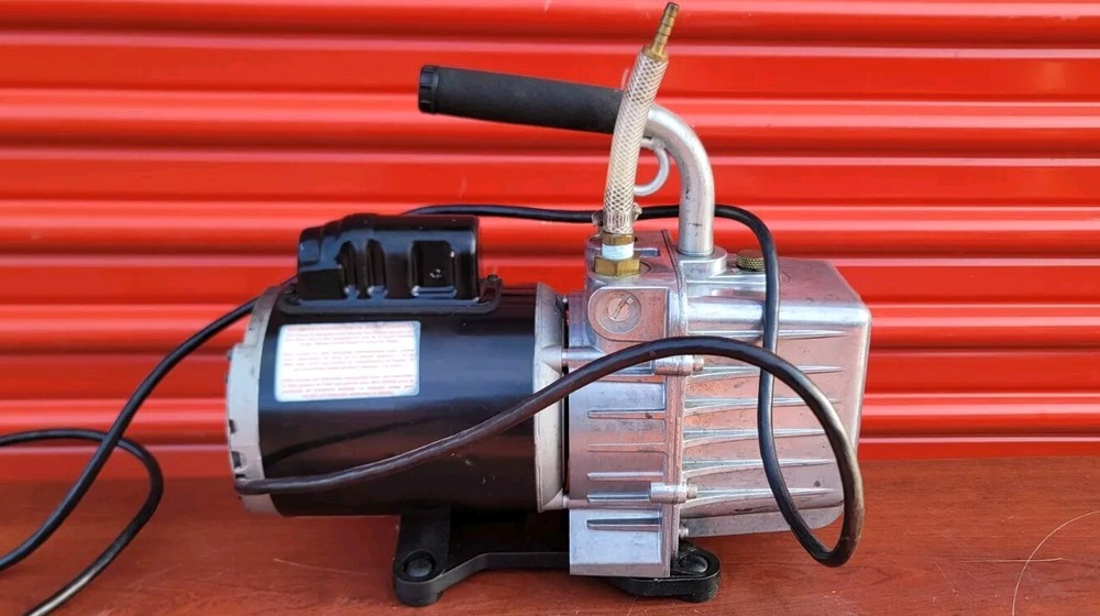 FISCHER LAV-3 HIGH VACUUM PUMP