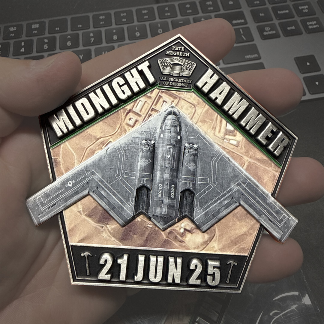 CL-ZZ Midnight Hammer Challenge Coin Honoring Pete Hegseth B-52 Bunker Buster St