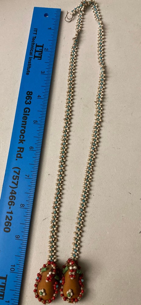 BEADED INDIAN NECKLACE WITH SMALL TINY MOCCASINS