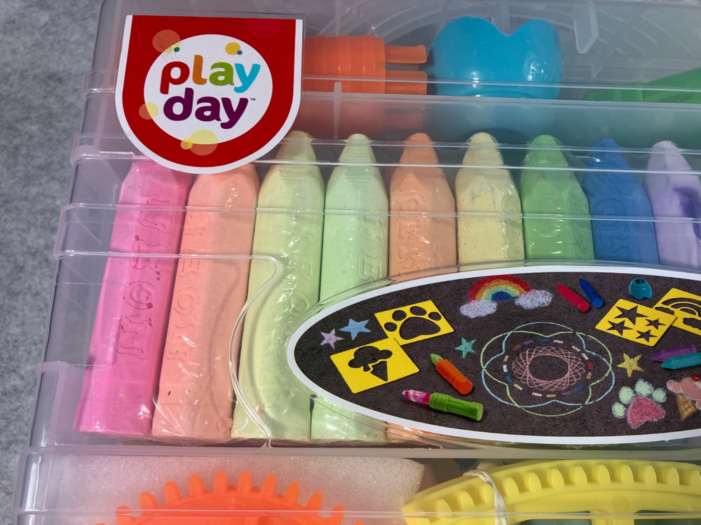 Play Day Ultimate Sidewalk Chalk Set 80 Pieces