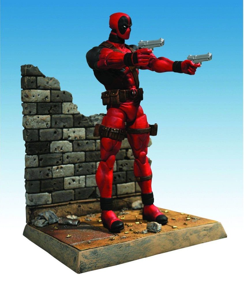 DEADPOOL WITH DIORAMA BY MARVEL SELECT