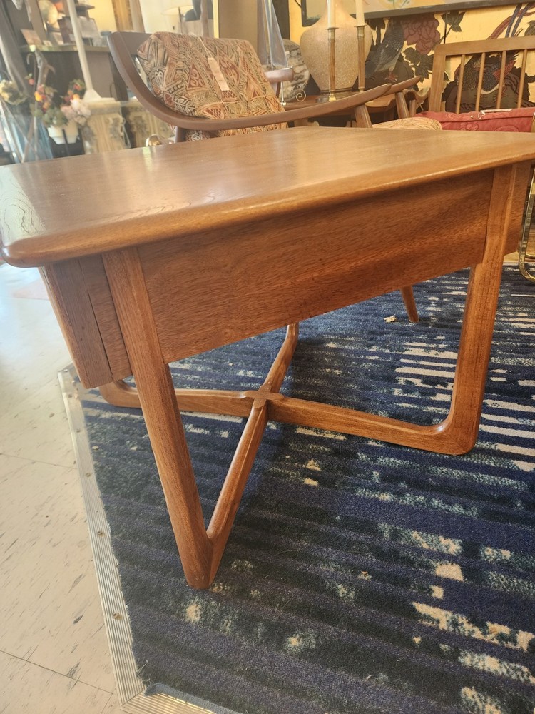 Vintage Single Drawer Lane Side Table/ nightstand.
