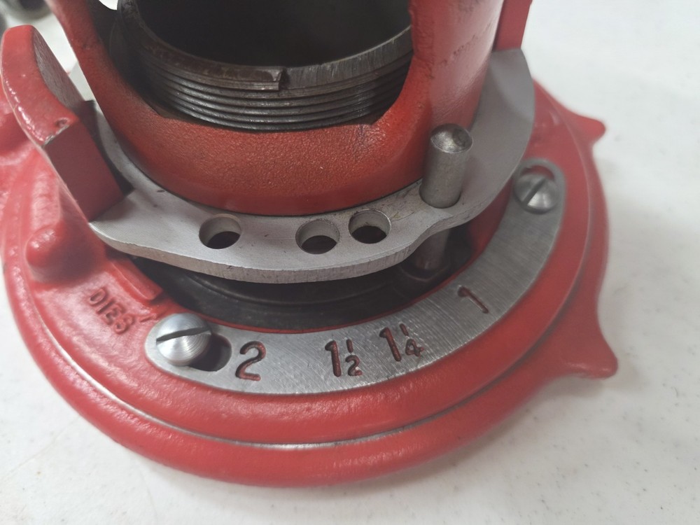 RIDGID 65R Pipe Threader