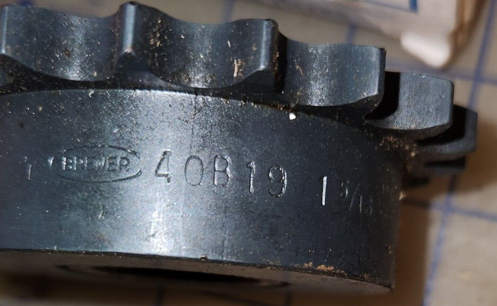 2 - OPEN BOX BREWER MACHINE & GEAR 40B19F GEAR SPROCKETS - NEW -
