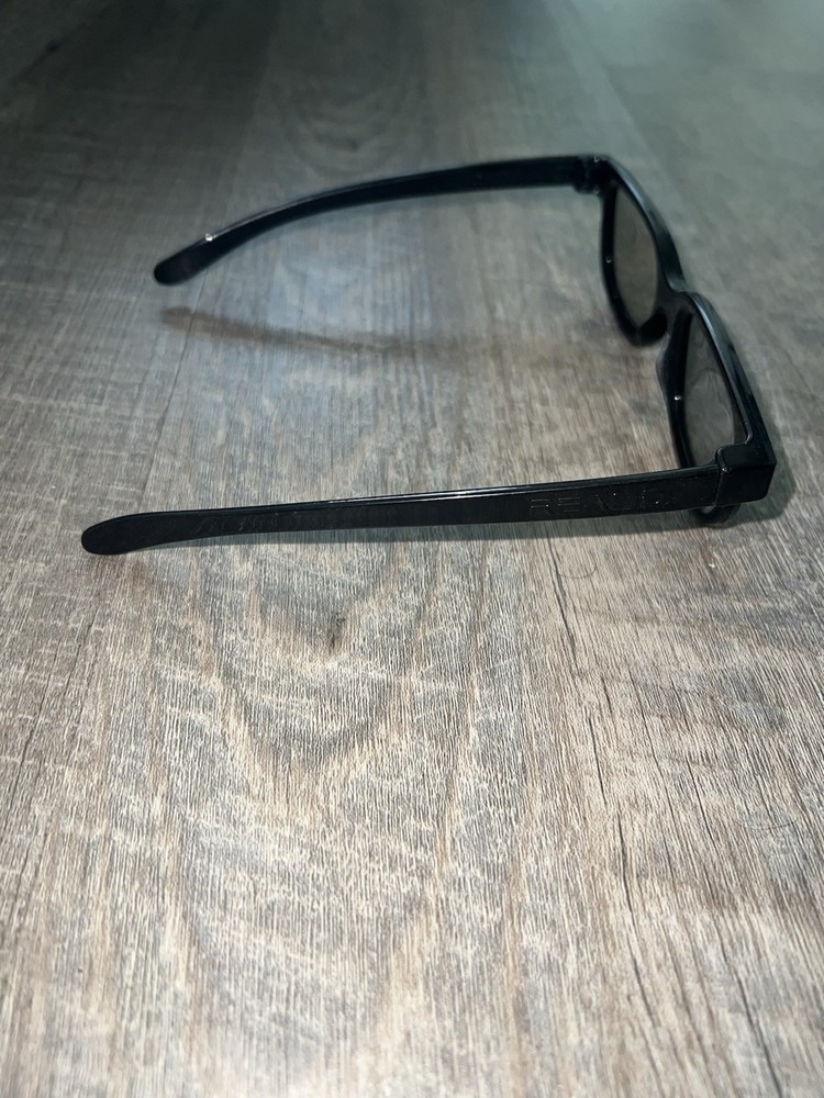 RealD 3D Black Rectangular Plastic Frame Glasses – Theatrical Use, Reusable