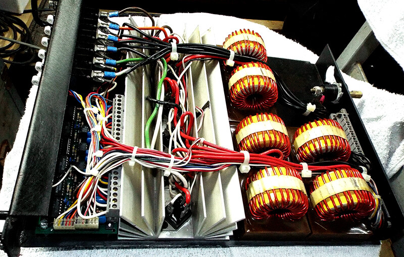HIGH DENSITY STAGE LIGHTING DIMMER MODULE ( 6 X 2400W ) REFURBISHED.