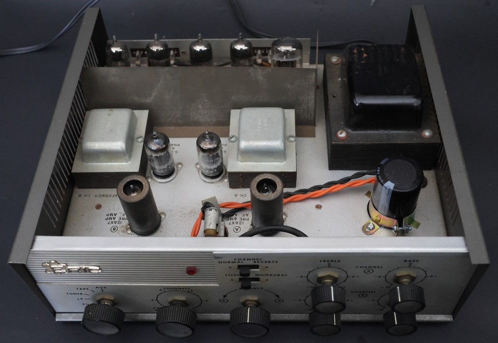 Eric Engineering 2160 6BQ5 Push Pull Integrated Tube Amplifier Plug and Play