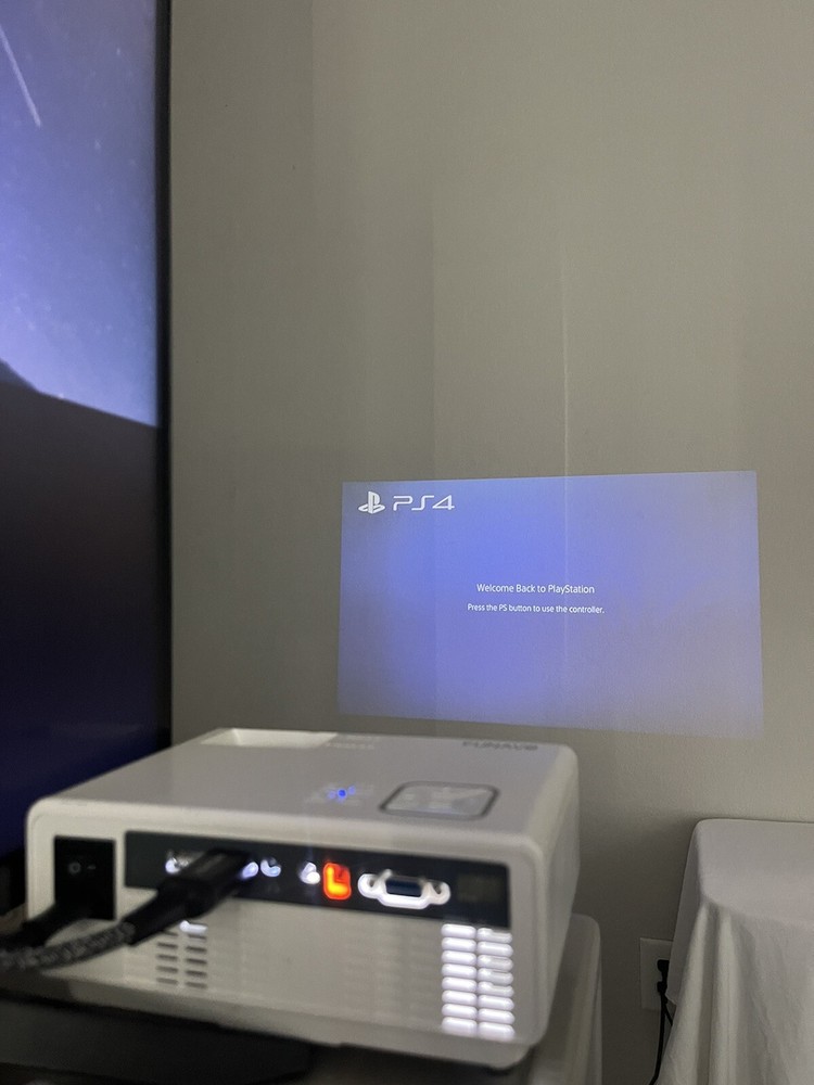 Funavo Mini Projector RD-815 2017 White 1080p 170” Screen