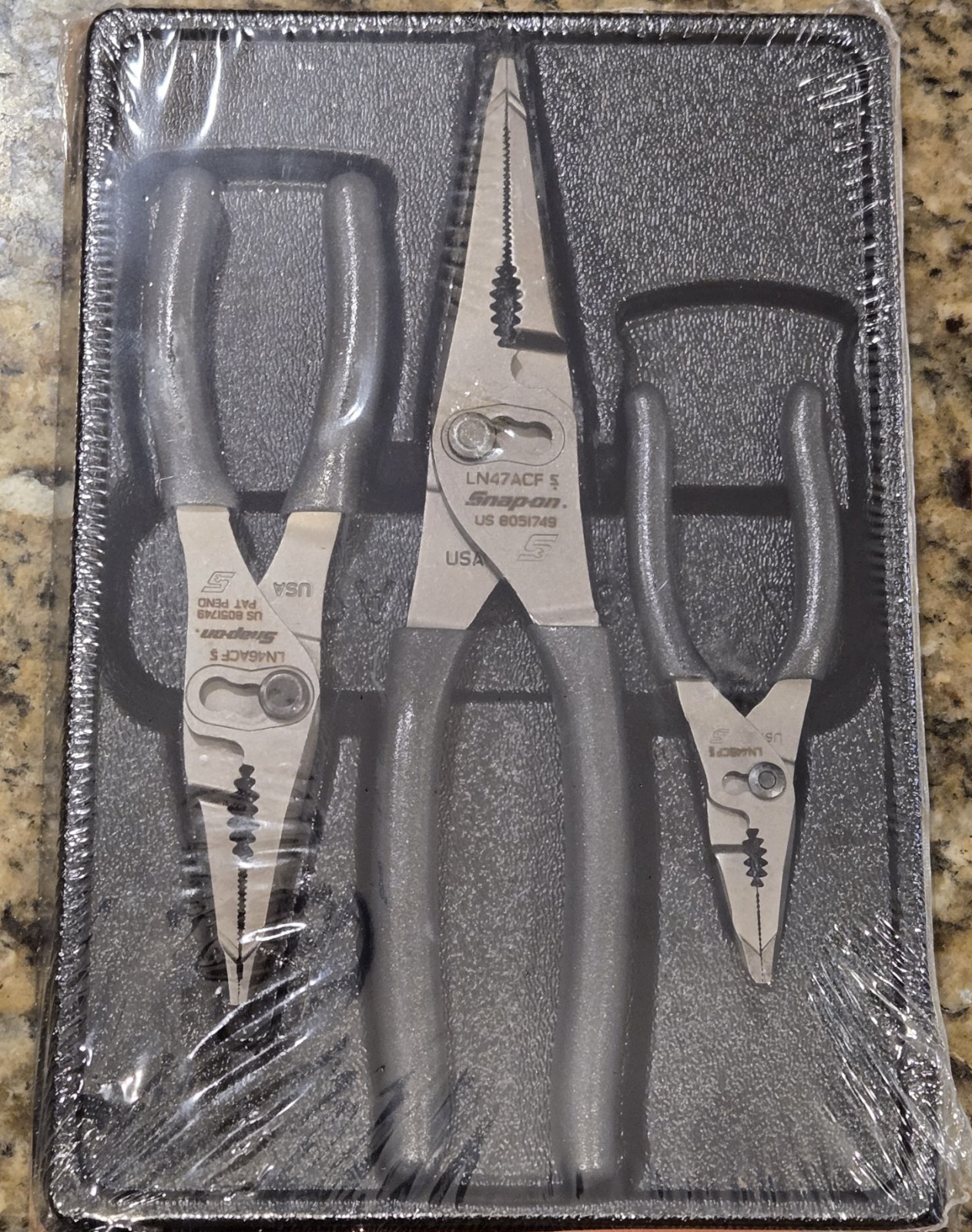 SNAP-ON 3pc Soft Grip Long Nose Slip Joint Pliers (Dark Titanium Set PL3LNSJCFDT