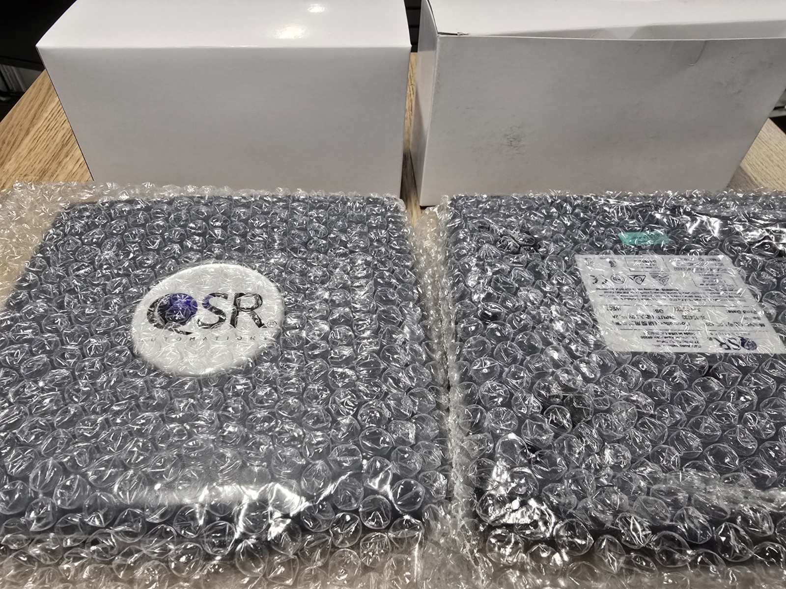 Two New QSR DE-4200 xCeed Kitchen Restaurant Video Controller with power supply