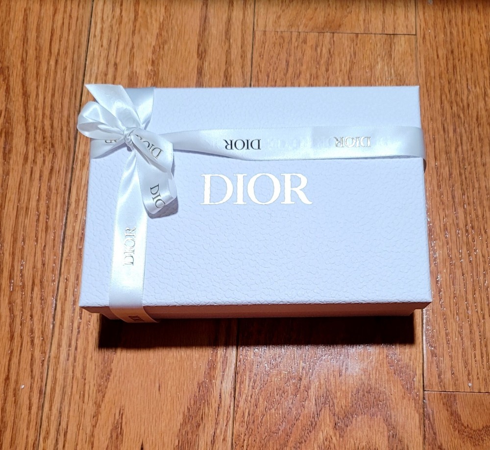 DIOR Medium Gift Box