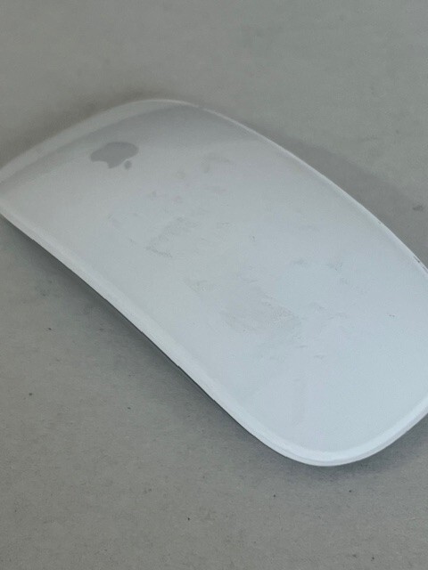 Apple Magic MOUSE V2 A1657 Wireless Bluetooth Rechargeable WHITE - Great