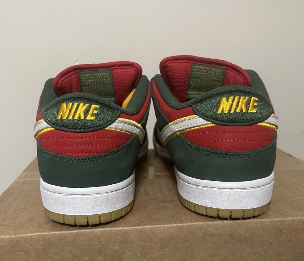 Nike SB Dunk Low Seattle Supersonics