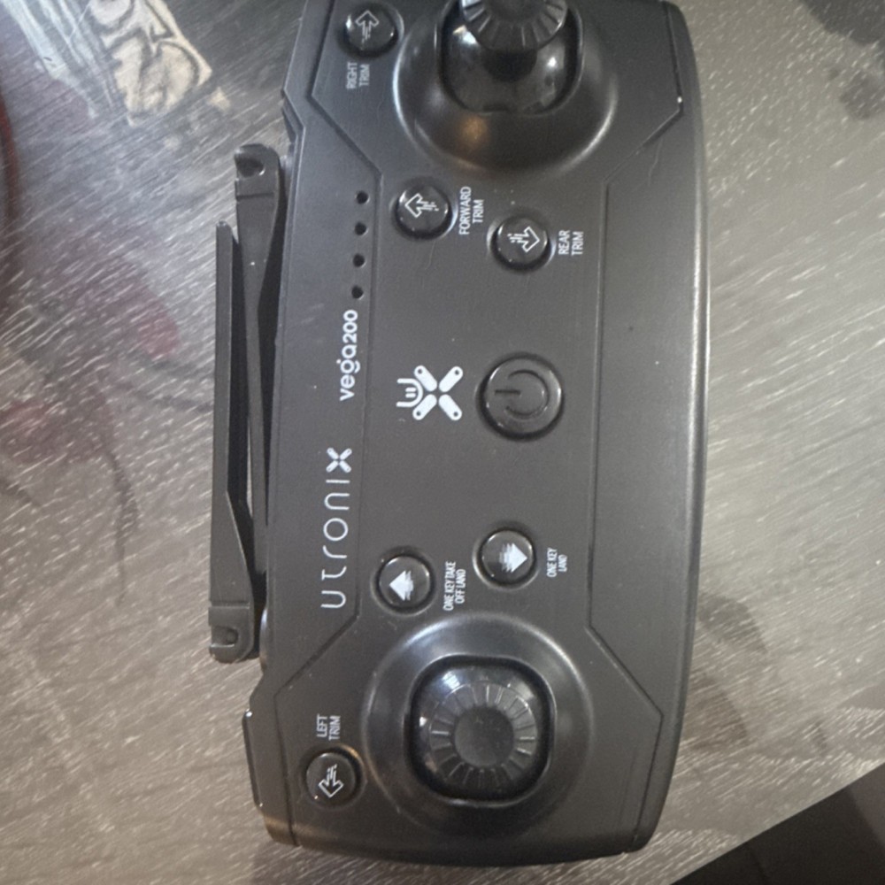 Utronix vega200 App Control Remote Controller Electric Quadcopter Black