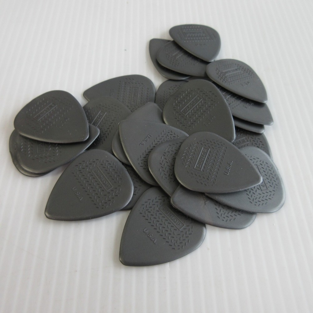 Dunlop Picks Nylon Max Grip 1.14mm 22-Pack - NEW
