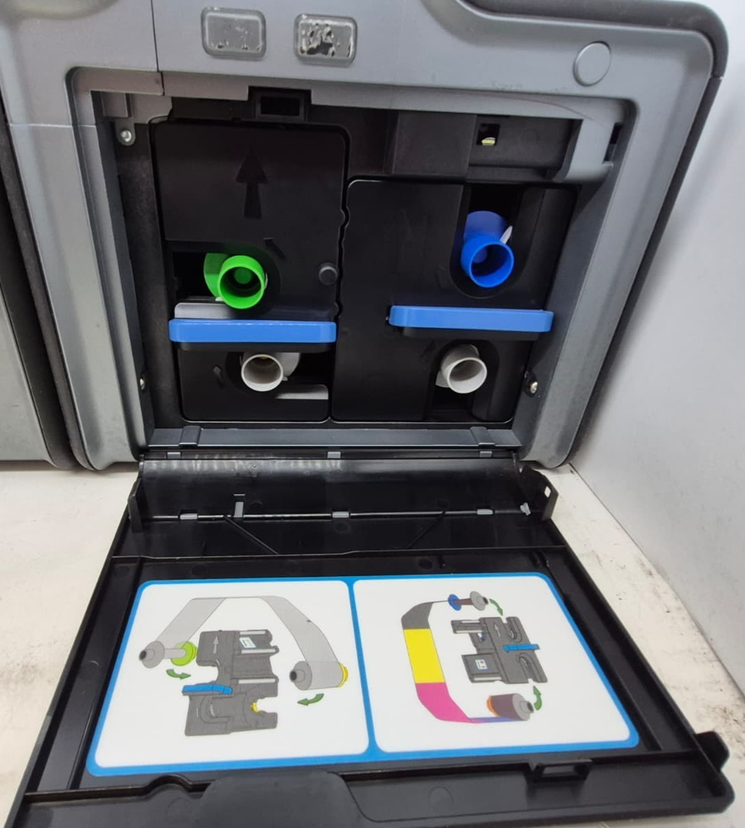 Fargo HDP5000 Lamination & HDP5600 ID Card Printer - For Parts / Repair ONLY