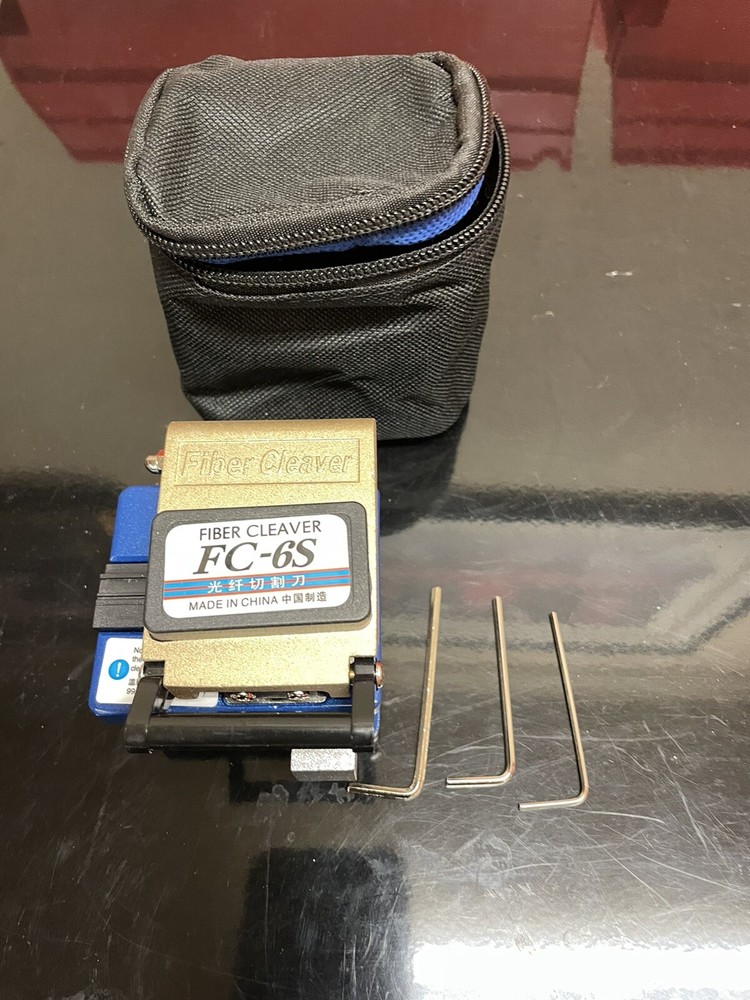 Fiber Optic Cleaver Complete With Adjusting Tools And Instructions.