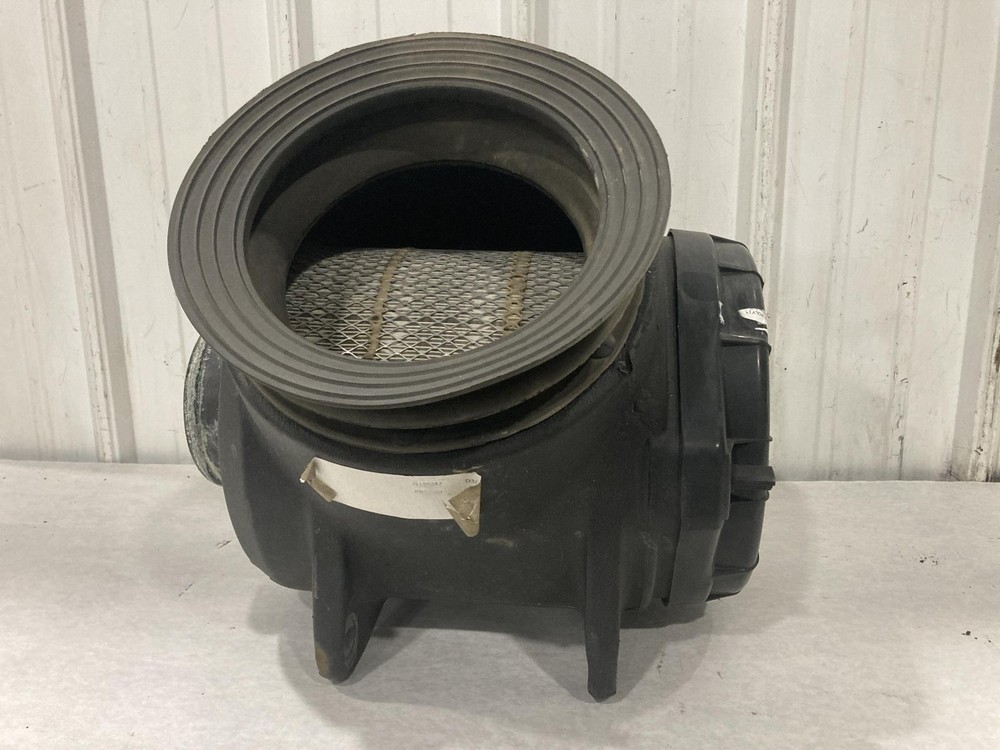 Kenworth T370 Air Cleaner - Used