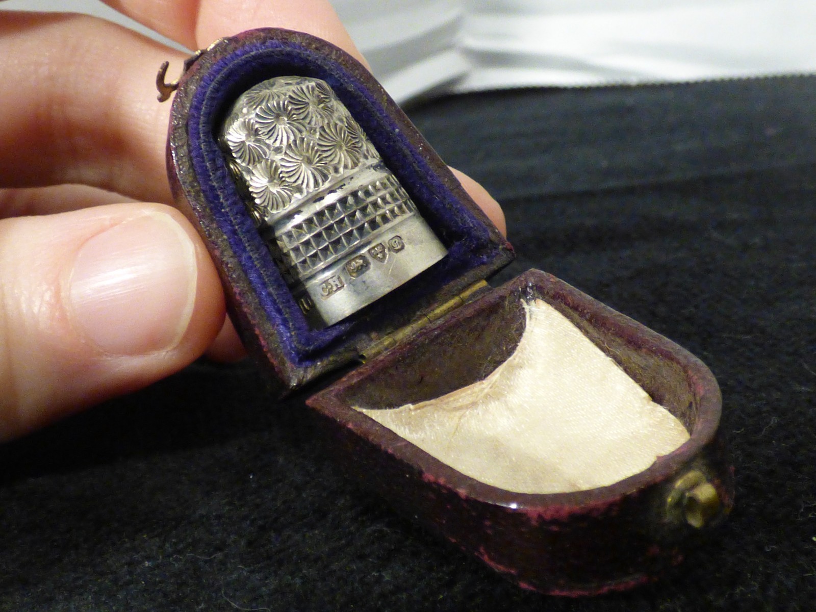 Antique Silver Thimble in Leather Case 1800s ? 10 CH Charles Horner