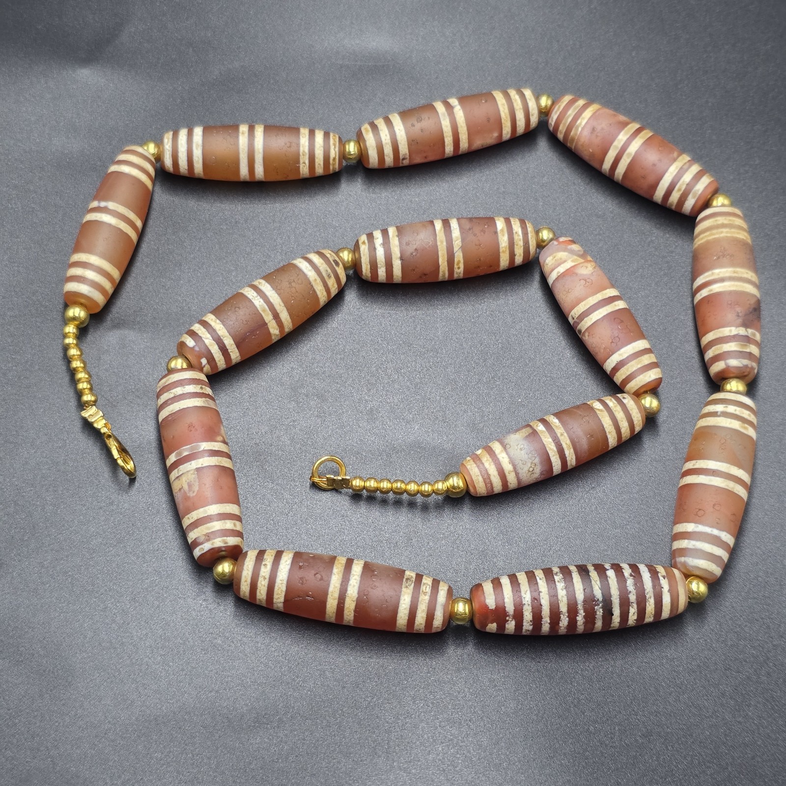 Antique Etched Carnelian Decorated Agate Beads Necklace.