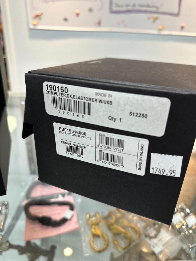 New Suunto DX Dive Computer with USB and Transmitter